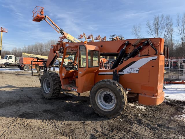 Image of Skytrak 10054 equipment image 1