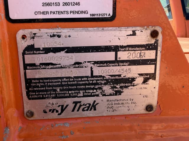 Image of Skytrak 10054 equipment image 1