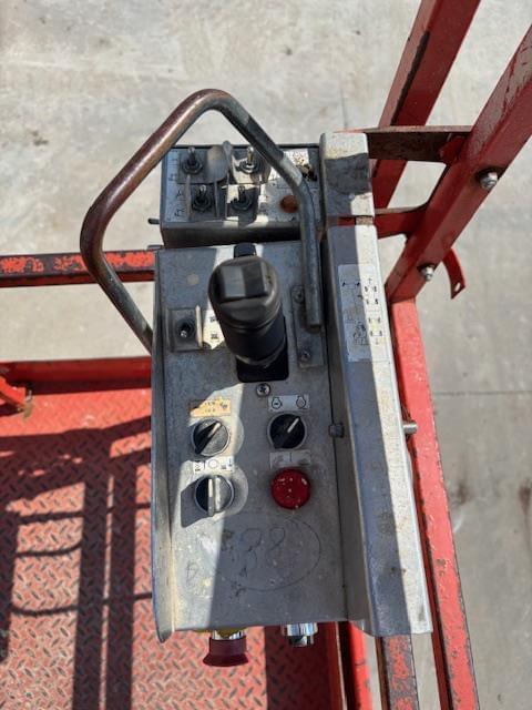 Image of Sky Jack SJ7127RT equipment image 4
