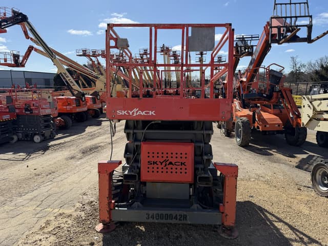 Image of Sky Jack SJ7135RT equipment image 2