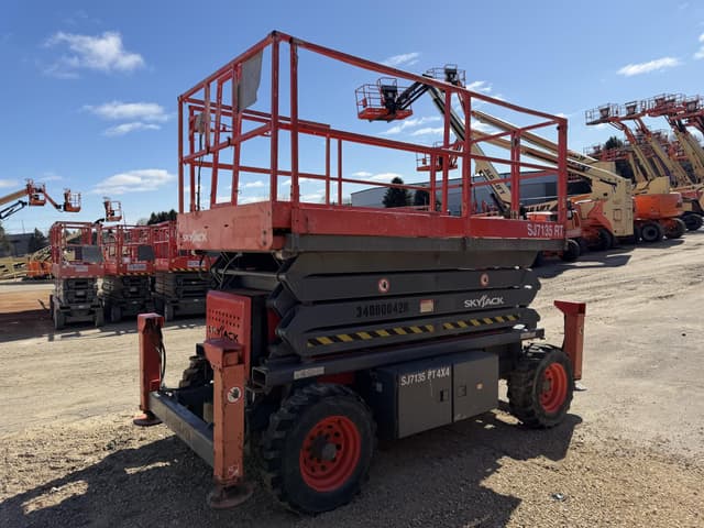 Image of Sky Jack SJ7135RT equipment image 3