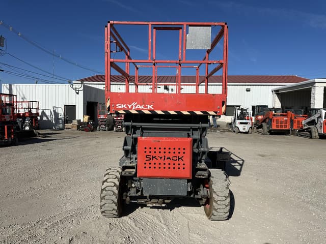 Image of Sky Jack SJ7135RT equipment image 2