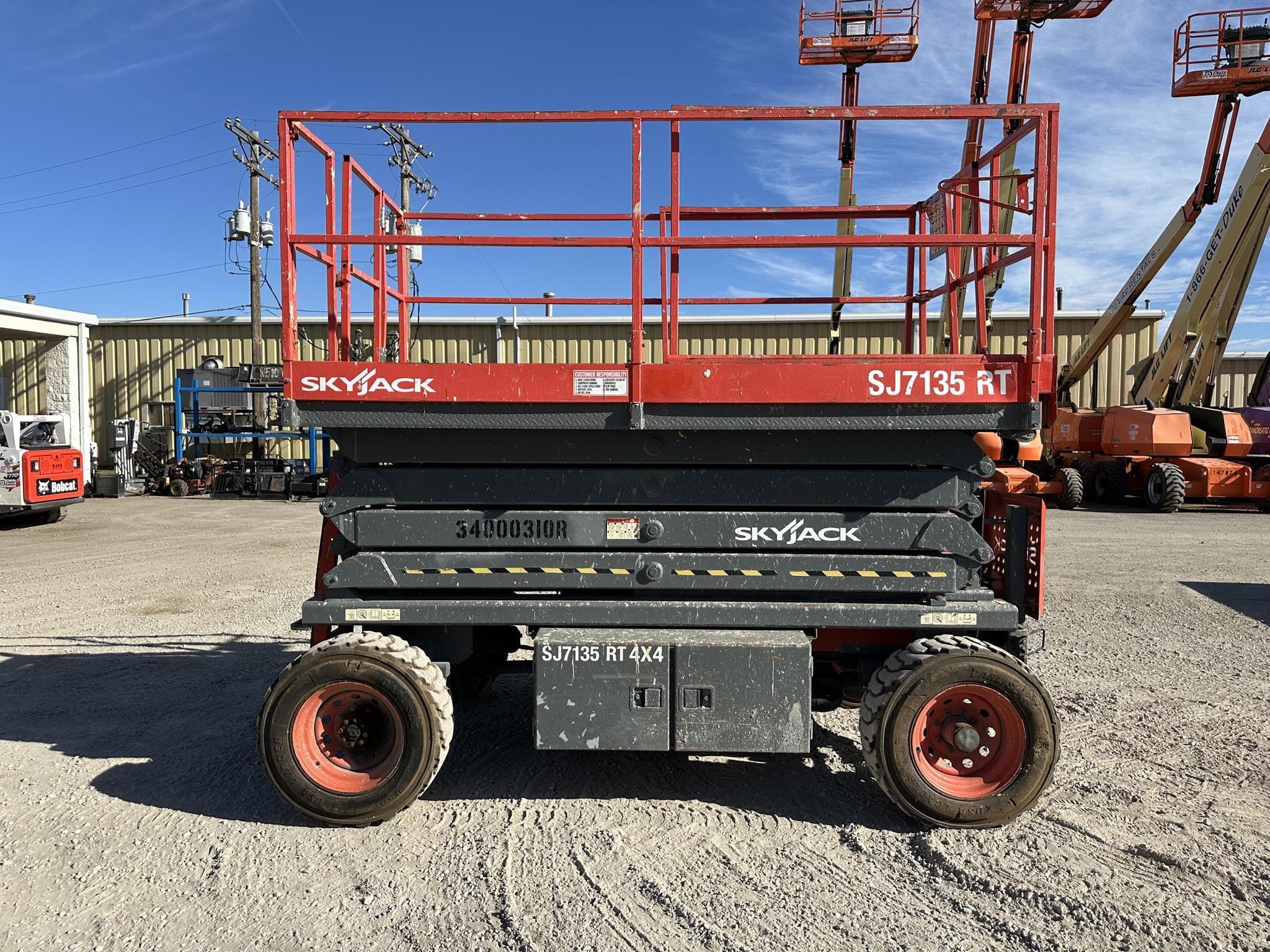 2007 Sky Jack SJ7135RT Equipment Image0