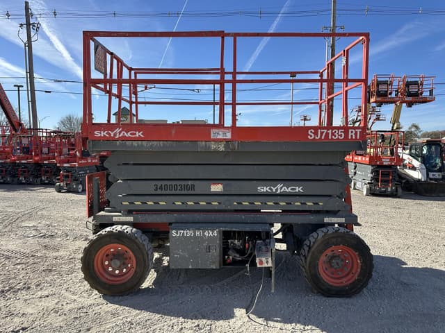 Image of Sky Jack SJ7135RT equipment image 4