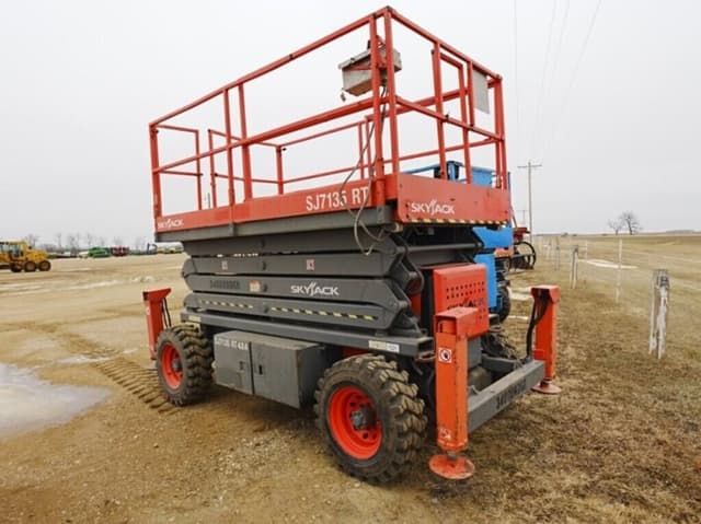 Image of Sky Jack SJ7135RT equipment image 4