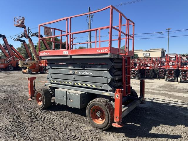 Image of Sky Jack SJ8243RT equipment image 4