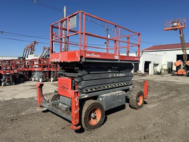 Image of Sky Jack SJ8243RT equipment image 3