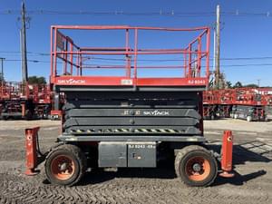 2007 Sky Jack SJ8243RT Image