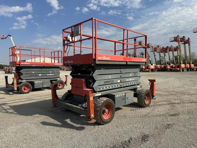 Image of Sky Jack SJ8243RT equipment image 3