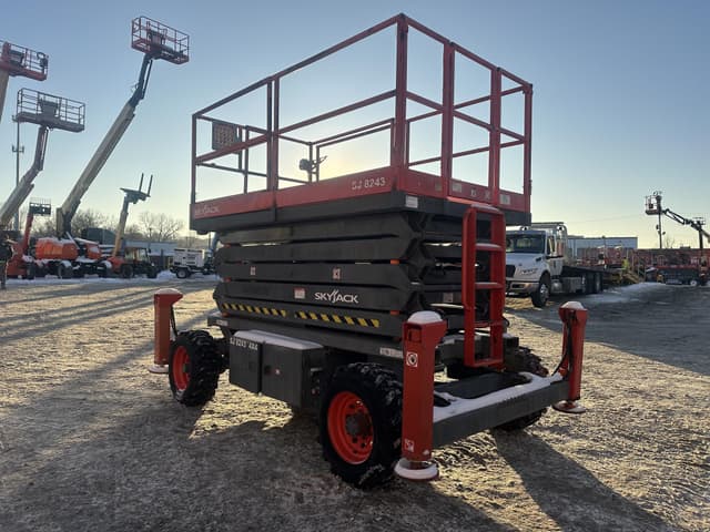 Image of Sky Jack SJ8243RT equipment image 4