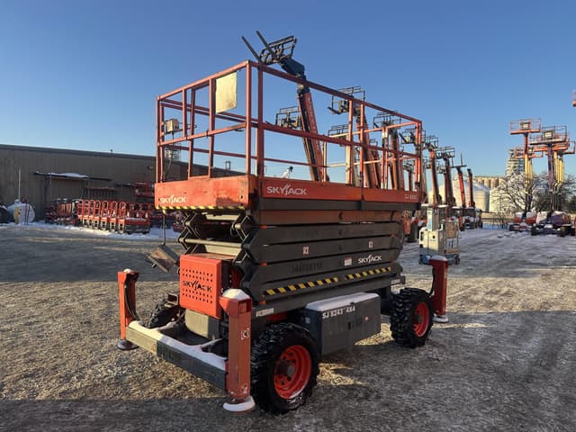 Image of Sky Jack SJ8243RT equipment image 3