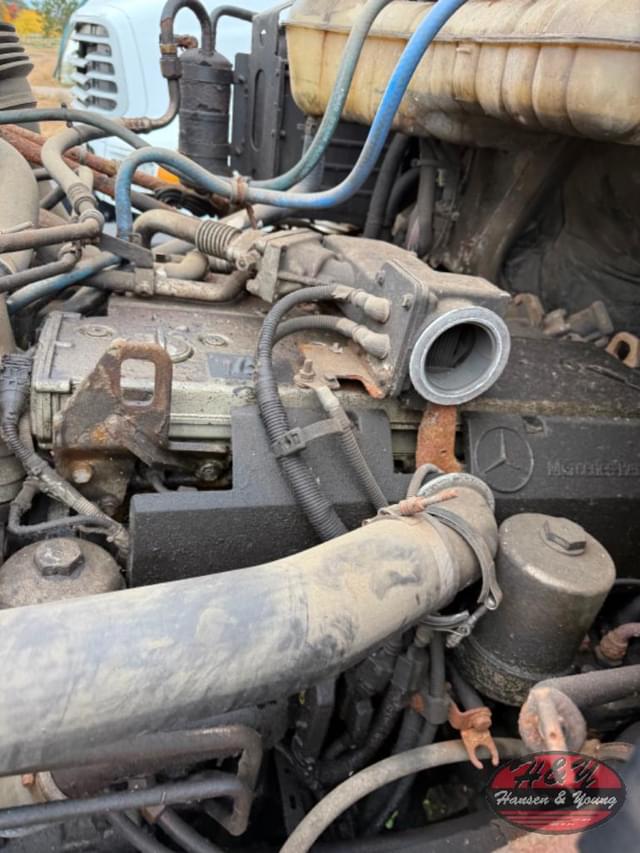 Image of Sterling Acterra equipment image 3