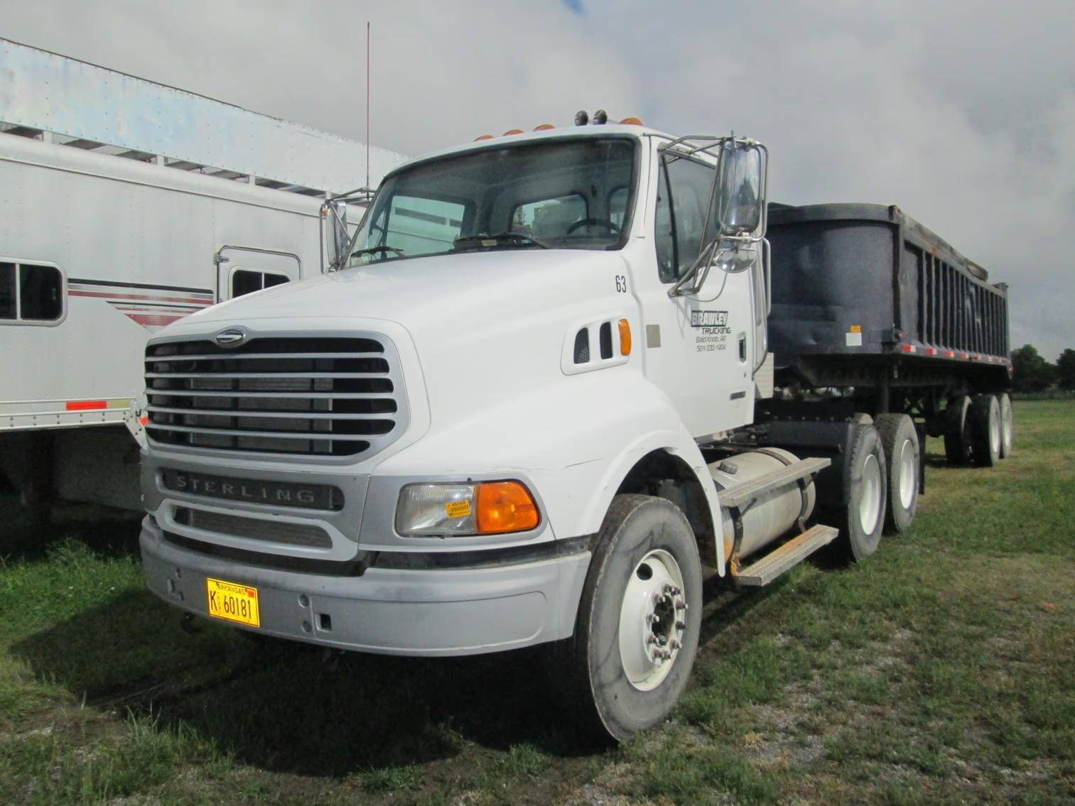 2007 Sterling AT9500 Equipment Image0