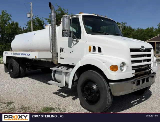 Image of Sterling L7500 equipment image 2