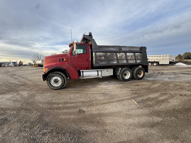 Image of Sterling L7500 equipment image 1