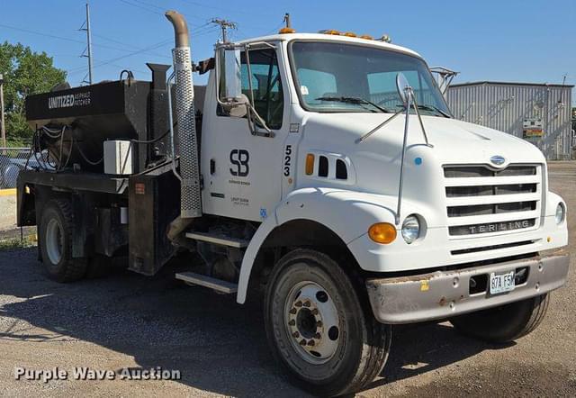 Image of Sterling L7500 equipment image 2