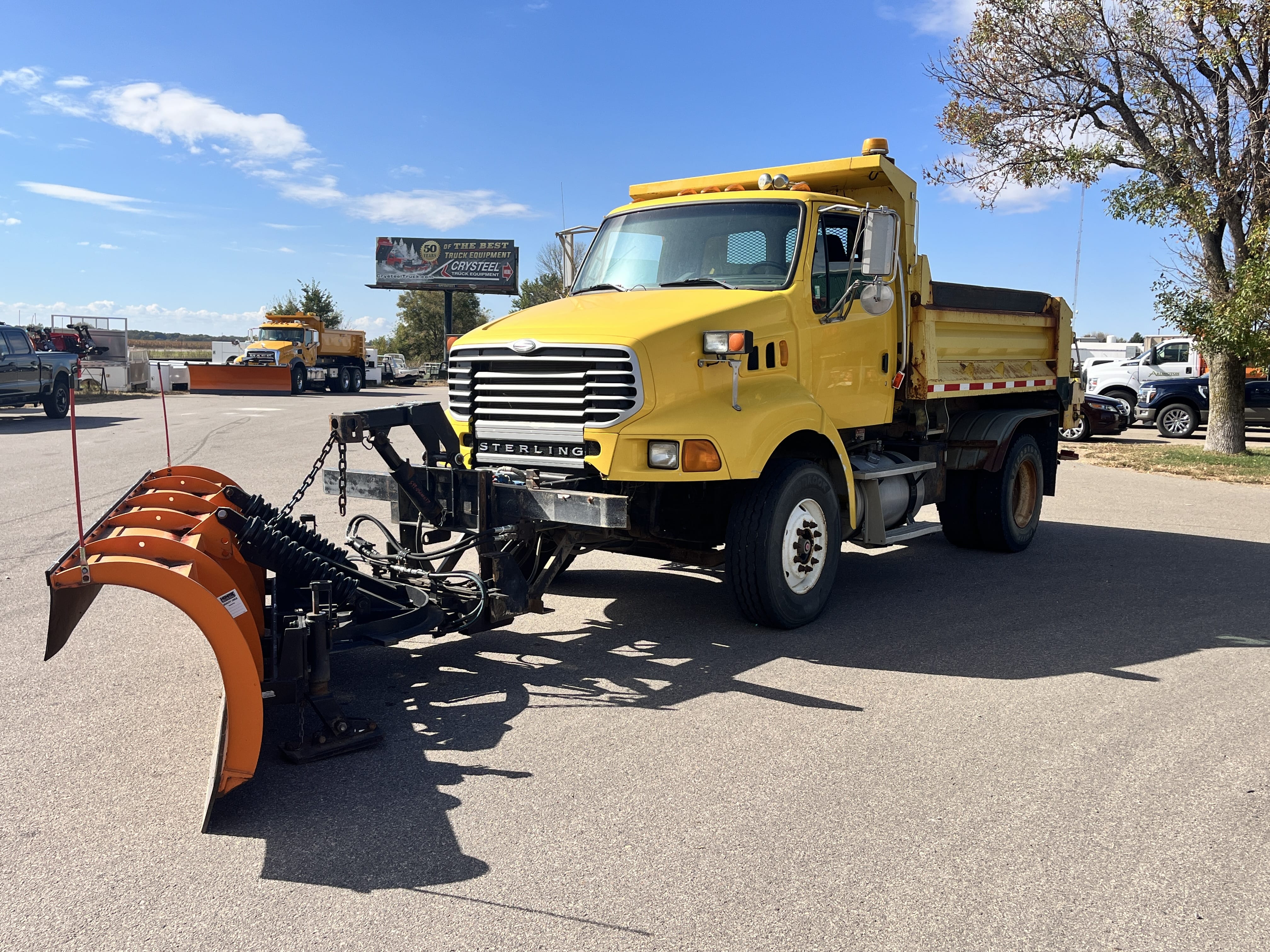 2007 Sterling L8500 Equipment Image0