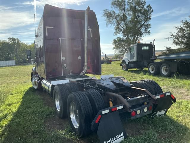 Image of Kenworth T2000 equipment image 4