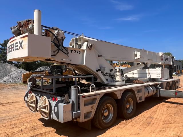 Image of Terex T775 equipment image 2