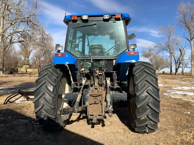 Image of New Holland TM130 equipment image 4