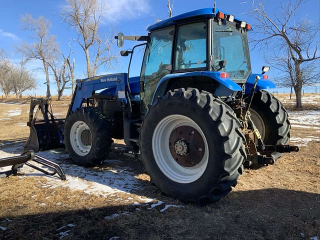 Image of New Holland TM130 equipment image 3