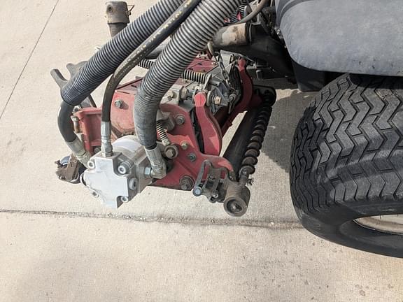 Image of Toro Reelmaster 5610 equipment image 1