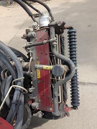 Image of Toro Reelmaster 5610 equipment image 3