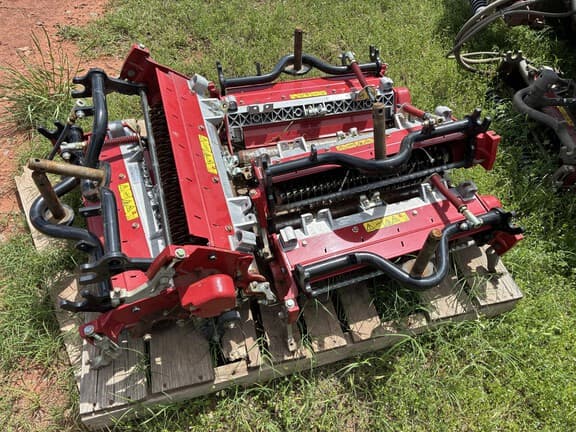 Image of Toro Reelmaster 5410 equipment image 1