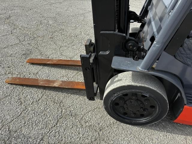 Image of Toyota 8FGCU20 equipment image 4