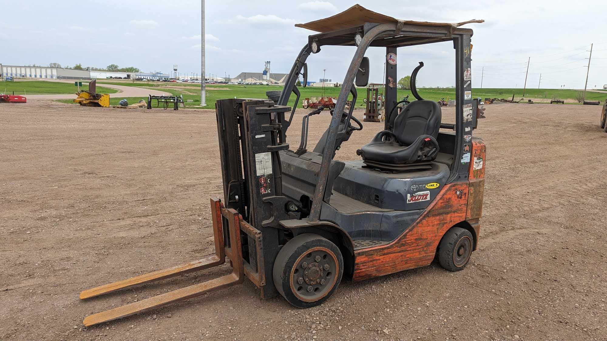 Main image Toyota 8FGCU25