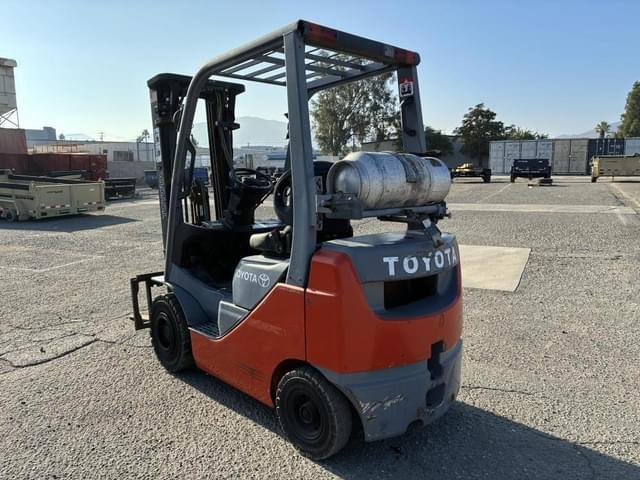 Image of Toyota 8FGU18 equipment image 3