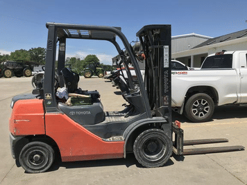Main image Toyota 8FGU25
