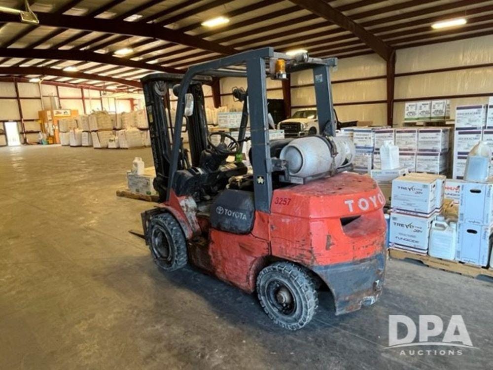 Main image Toyota 7FGU25