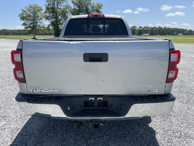 Image of Toyota Tundra equipment image 4