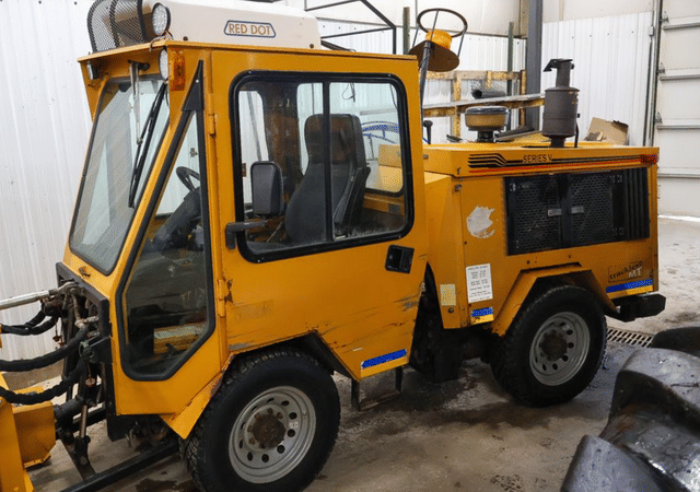 Image of Trackless MT5T equipment image 1