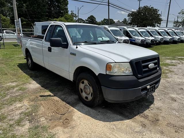 Image of Ford F-150 equipment image 1