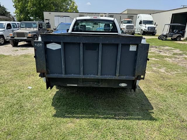 Image of Ford F-150 equipment image 3