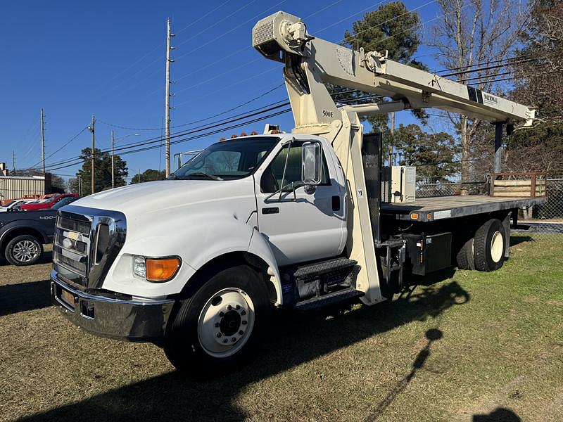 Image of Ford F-750 Primary image