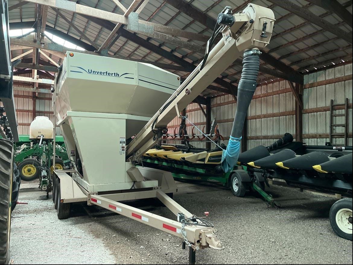 2007 Unverferth 3750 Equipment Image0