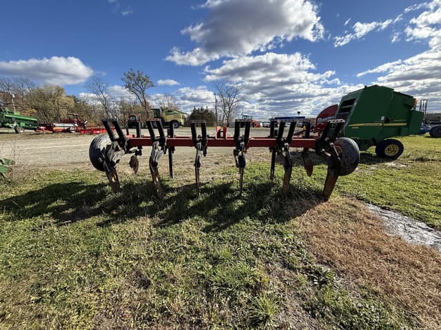 Image of Unverferth Zone-Builder 132 equipment image 3