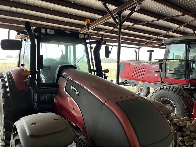 Image of Valtra T190 equipment image 4