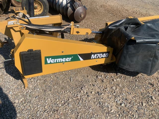 Image of Vermeer M7040 equipment image 4