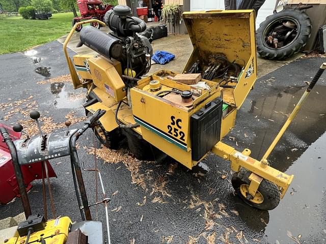 Image of Vermeer SC252 equipment image 2