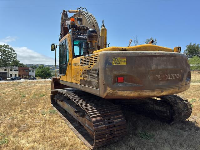Image of Volvo EC290BLC equipment image 3