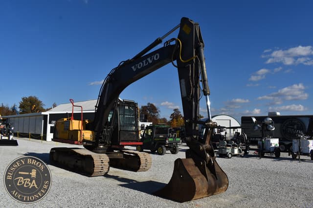 Image of Volvo EC160CL equipment image 4