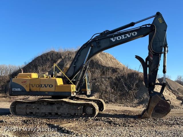 Image of Volvo EC360BLC equipment image 3