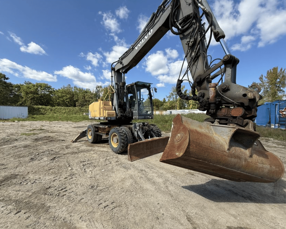 2007 Volvo EW180C Equipment Image0