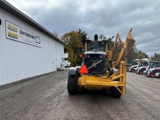 Image of Volvo G946 equipment image 3