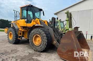 Main image Volvo L120F