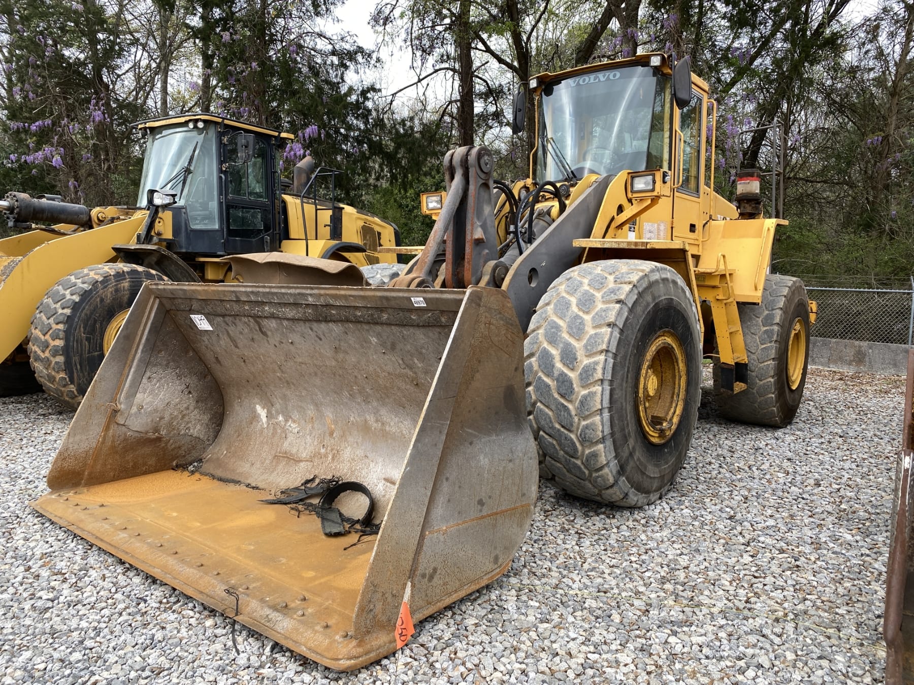 2007 Volvo L150E Equipment Image0